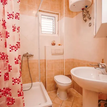 Katusic 公寓 察夫塔特