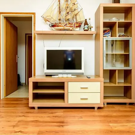 Katusic 公寓 察夫塔特