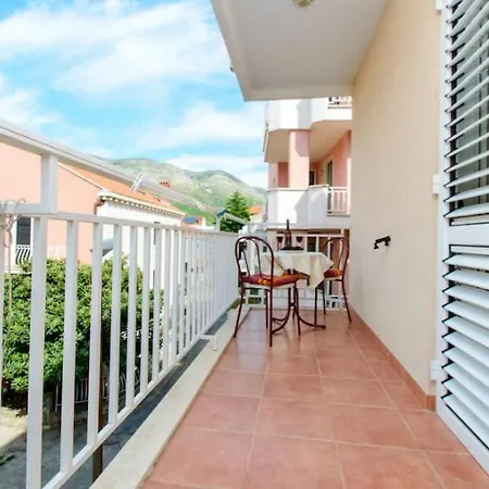 Katusic 公寓 察夫塔特