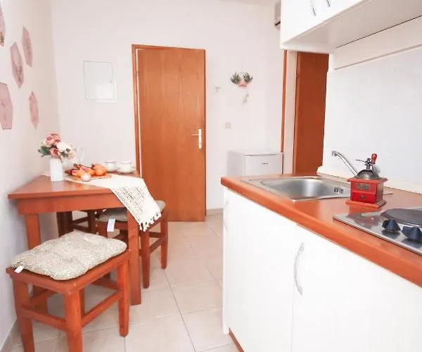 Apartament Katusic *